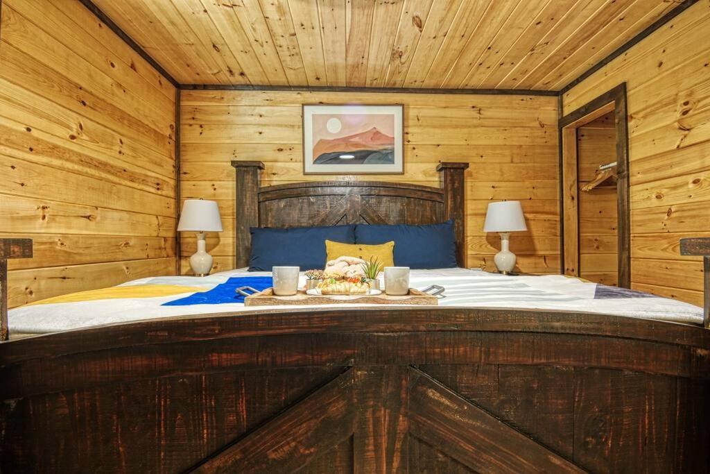 Adventure Retreat/Cabin/Pool+Hot Tub/Game Room+Theater Sevierville Exteriör bild